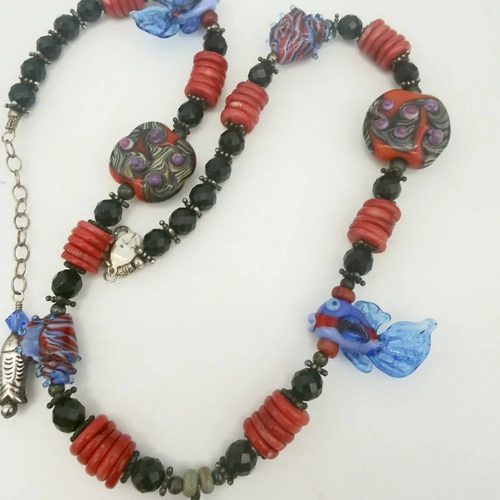Vtg Sterling Silver Hand blow Glass Bead Necklace Fish Red Coral Y Drop Signed